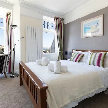 Ocean House Gæstehus 3*